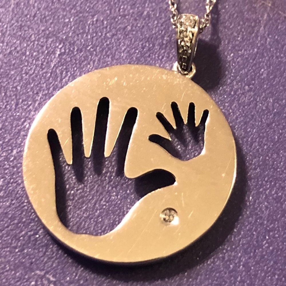 10k White Gold Hands Necklace